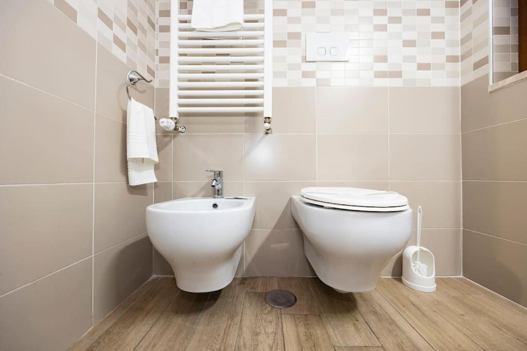 Apartment Roma Relax 2 Con Wifi-Ac-Netflix Eksteriør bilde